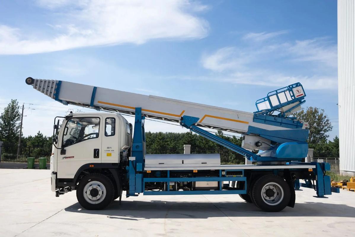 乐清云梯上料车租赁费用