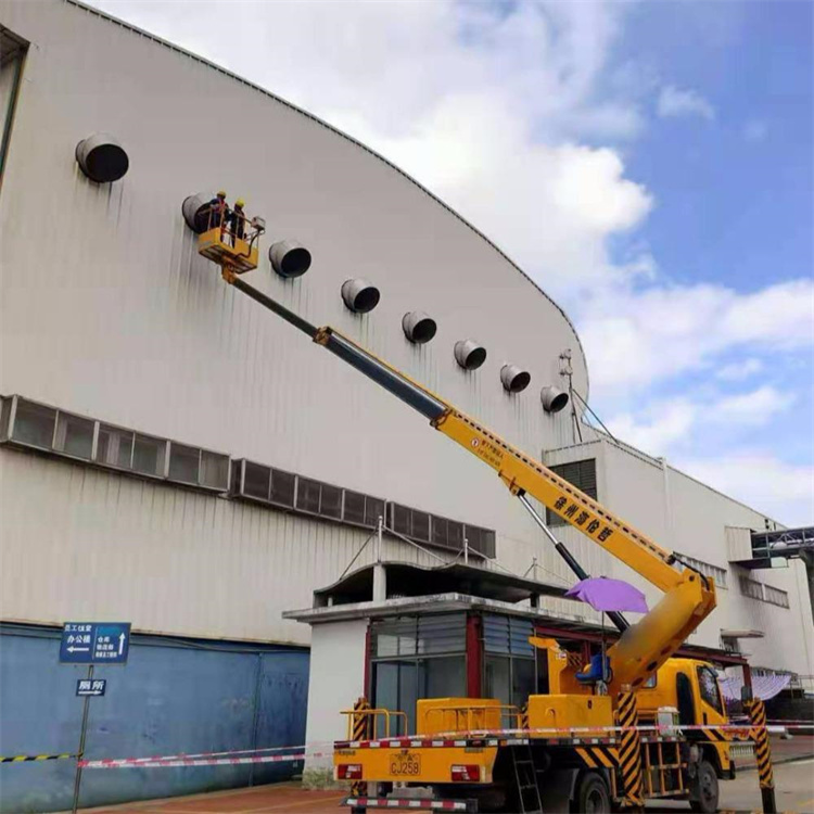 乐清高空作业车出租服务：专业广告牌安装解决方案